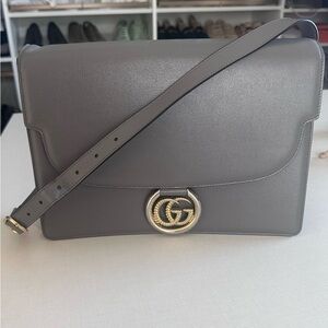 Gucci Gray Leather Shoulder Bag with Gold-Tone Hardware